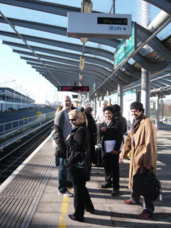 tlwg_dlr_250.jpg tlwg_dlr_250.jpg