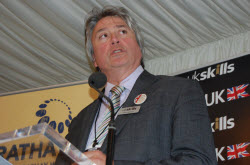 uk_simon_bartley_without_beard_250.jpg uk_simon_bartley_without_beard_250.jpg